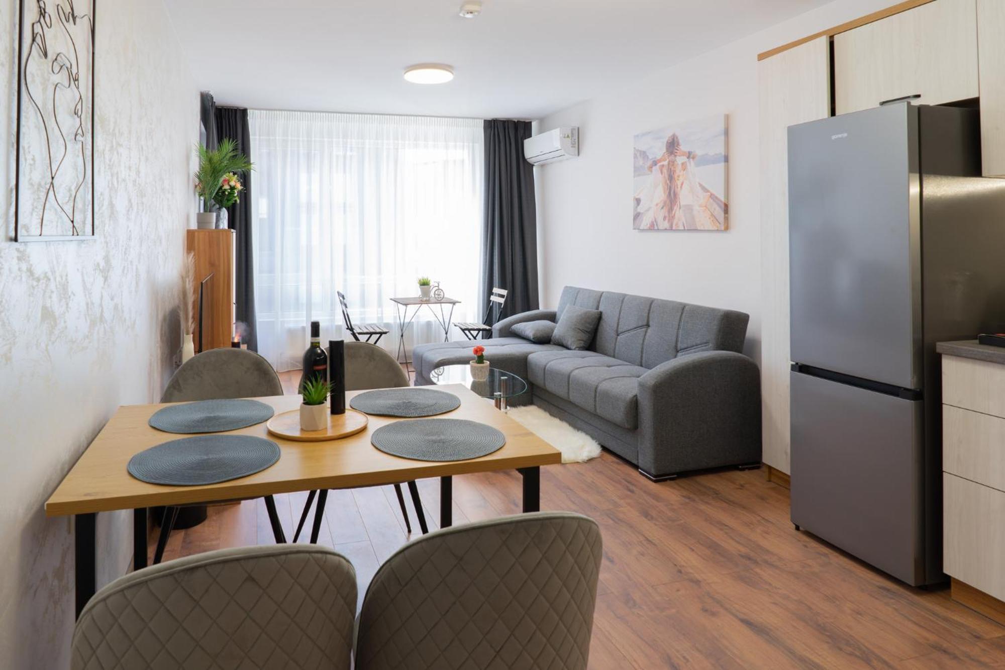 New Modern & Cozy Apartment With Free Private Parking And Ev Charging Station Варна Экстерьер фото